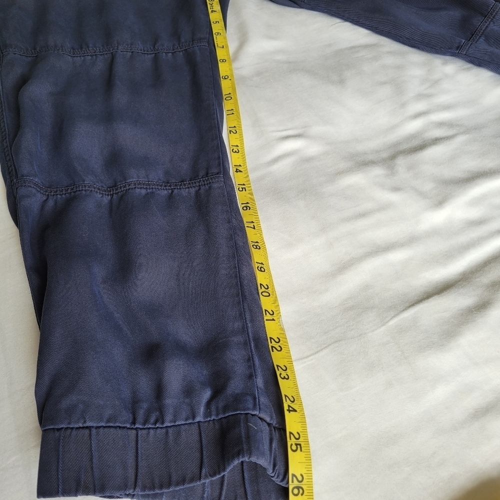 Daily Rutual Lightweight Pants. - Picture 8 of 8
